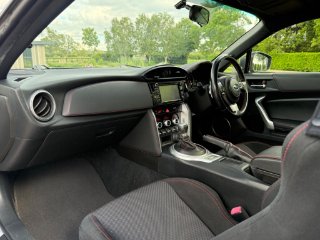 /photos/10367/0582333c-489e-4e27-8fb9-f6873b6118de_i320x240.jpg
