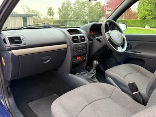 /photos/10367/508e6d93-cd43-4713-84f8-eef79a41c66b_i320x240.jpg