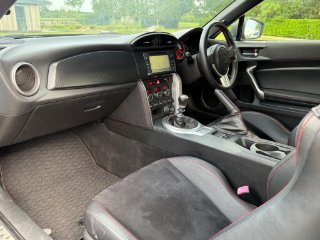 /photos/10367/5dbe1d3d-650a-46dc-b385-29de505e27e8_i320x240.jpg