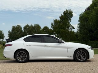 /photos/10367/e0b17337-ce38-410e-a438-c24ffaee37c7_i320x240.jpg